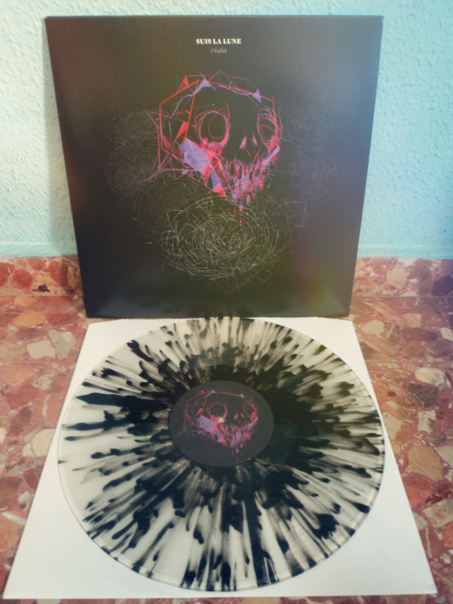 australian-radass:thisisfrapu:Suis La Lune - Riala 12"it’s so beautiful :’)