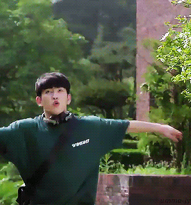 umma-jy:  park jinyoung → lee nara // magic school
