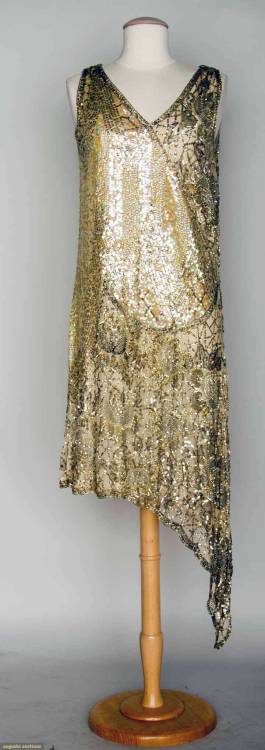 sydneyflapper: 1920s dress sold through August Auctions 2013