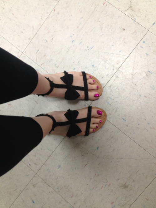 zitprincess-blog: I have weird feet but whatever bc these shoes are dope
