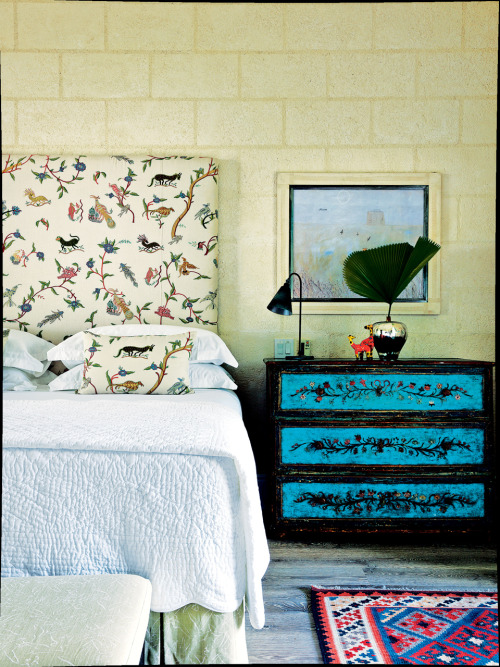 House tour: inside designer Kit Kemp&rsquo;s vividly coloured Barbados home  - Vogue Living