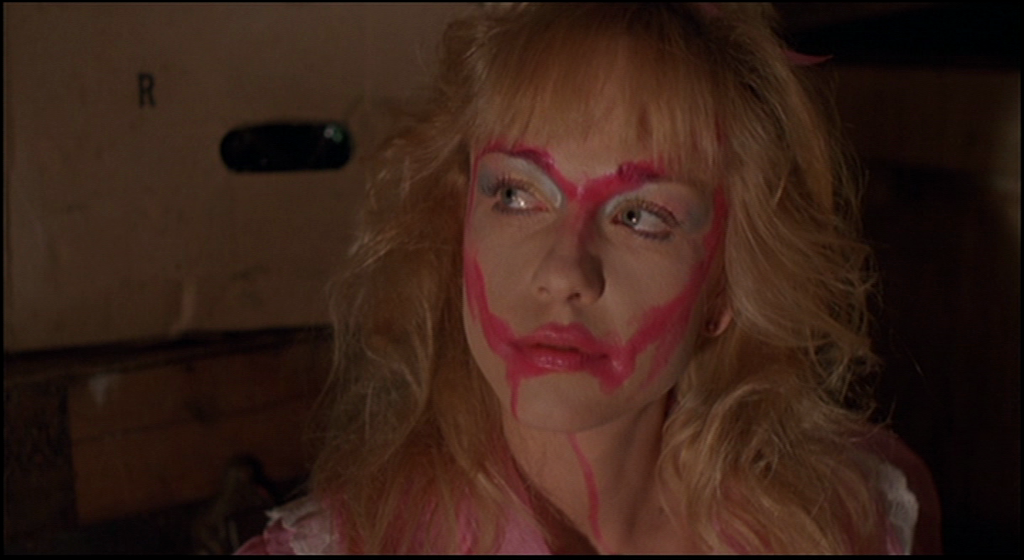 xxx-girl-xxx:Lipstick on your collar - Linnea Quigley is on top in NIGHT OF THE DEMONS