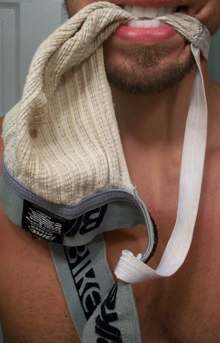 mansmells:  Fuckin’ Hot! Show us your Jock! [click here] 