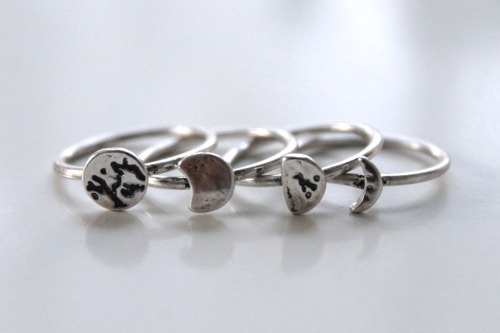 jeziejewelry:  Phases of the Moon Ring Set // Jezie Jewelry