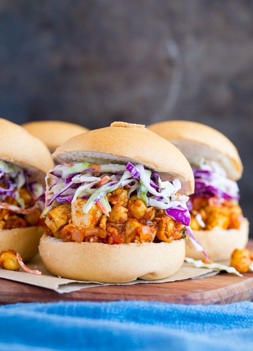 tinykitchenvegan:Tofu & Chickpea BBQ Sandwiches