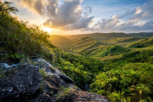 oneshotolive:  Sunrise from the top of Maguagua Falls, Guam, USA [OC] [8062 x 5375] 📷: gckless 