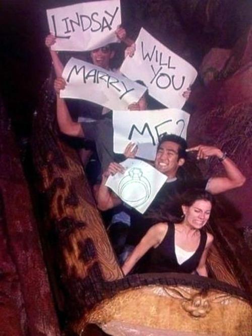 attackon-mysanity:  hope–bubble:  disneyprincess10:  mythologyhotspot:  scottman99:  heyitsodette:  Splash Mountain Photos  YES  It’s funnier everytime I see it.      still one of my all time favourite posts  this should be a new drawing challenge,