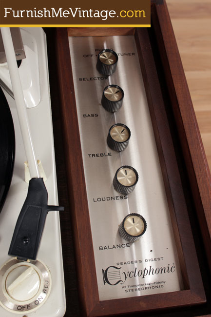 midcenturymodernfreak:  Reader’s Digest “Cyclophonic” Record Player Stereo 