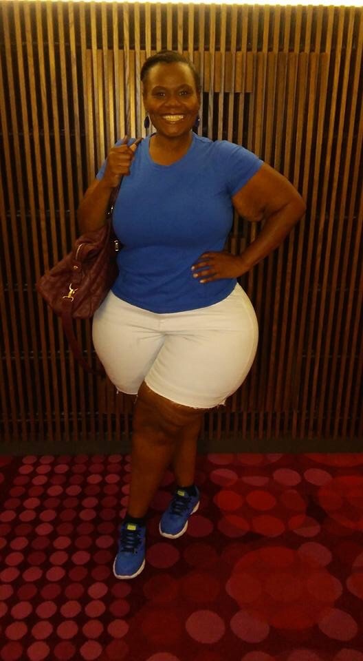 turntup69:  apollo2095:  Massive Hips Monday …. Cas Sandra  Damm!!! Them hips tho!!!