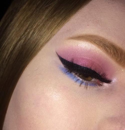 stonedbabyygirl: Pride look ft inspiration from the bisexual pride flag Happy Pride babes Picture cr