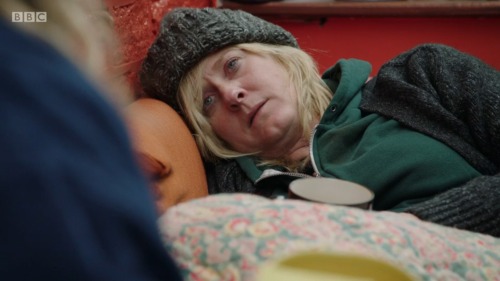 sarahlancashire2: Is there any room for me on that sofa?