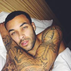 donbenjamin:  If they don’t accept you smile and say Fuck em.. 😏