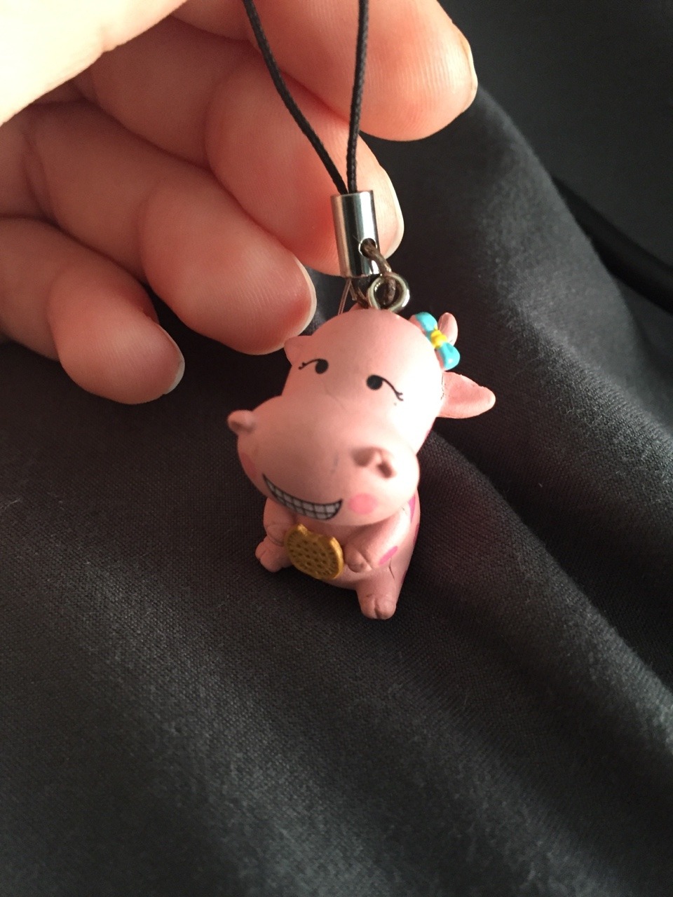 No omo…But I eat at this place a lot and they recently started selling some random old used Japanese keychain things…. and I’m hooked they are cute as fuck!!!!!I got these 2, 2 days ago! This is Mooshi! He’s got a cute lil video game