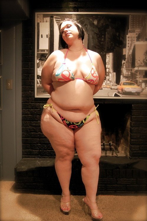 bbwbootycellulite:  Happy 5000!! 👏👏👏👏