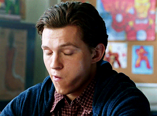 tomarvelicious:tomhollandnet:Tom Holland as Peter Parker in Spider-Man: Far From Home (2019)the Rang