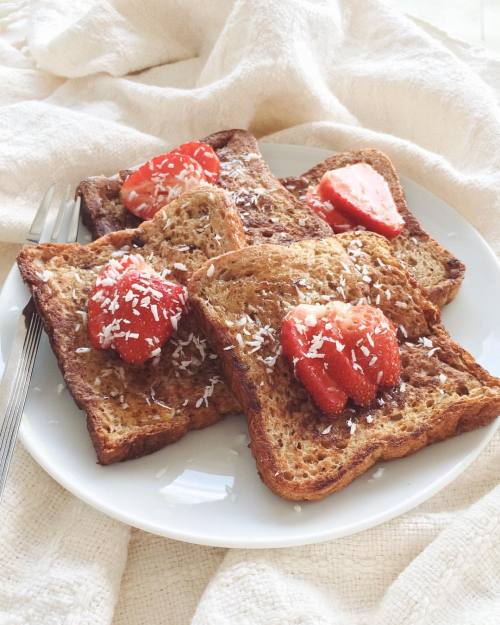 French toast always feels like a treat, but is in reality so simple to make. Topped off with strawbe