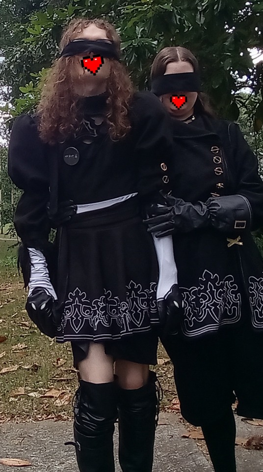 Me And Partner Went To A Con So Here's Our Cosplays, Someone Guessed 2b And 9s Despite Us Being Wigless