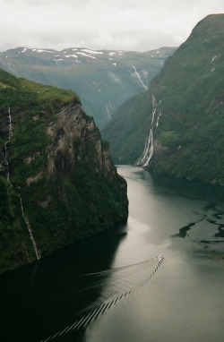 ethereo:  Geirangerfjord  