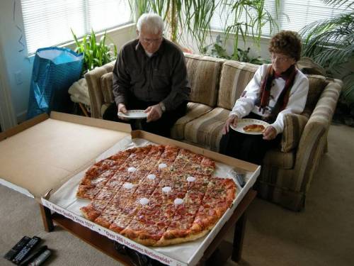 theclearlydope:  Fun Fact: Tomorrow is National Pizza Party Day.