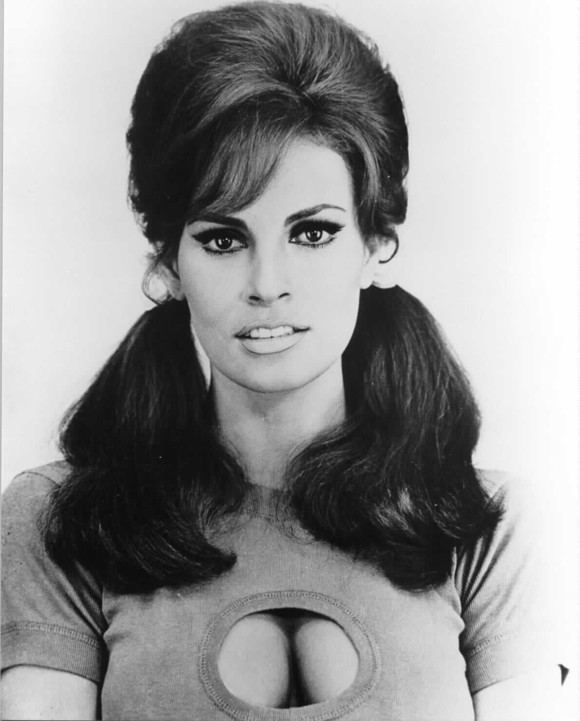 Raquel Welch  ?If you like my content please follow my new YouTube Channel ?