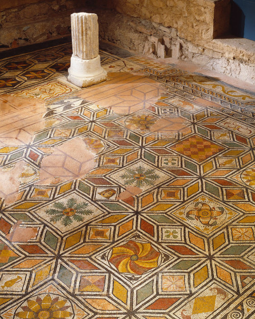 romegreeceart:Floor mosaics of Domus Ortaglia, Brescia (Brixia). These are probably from Delle 