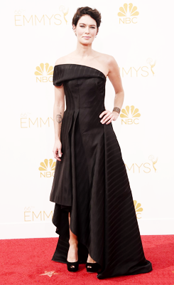 theclashofqueens:  Lena Headey, Natalie Dormer, Sibel Kekilli and Rose Leslie at