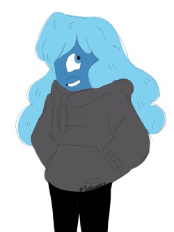 jankyspace:  big hoodie equals big cute 