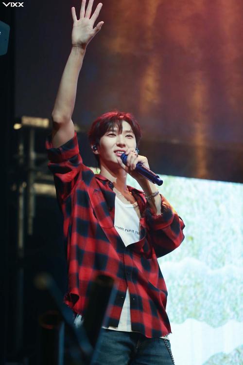 220312 Leo @ 2022 LEO Special Live [I’m Still Here - And you are] | © Naver