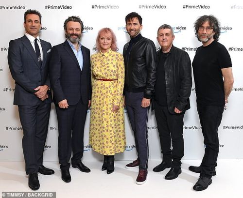 davidtennantontwitter:   David Tennant attended a press panel in London for Good Omens today https://davidtennantontwitter.blogspot.com/2018/10/david-tennant-attended-press-panel-in.html   