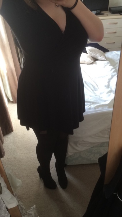 lumpyspaceprincessa: I couldn’t get great photos but I’m so glad I bought this dress because I feel 