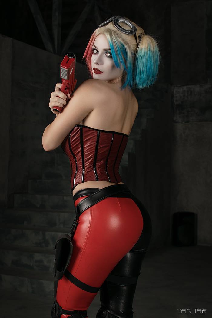 cosplaygirlz:    Amazing Harley Quinn by Irina Meier. https://www.patreon.com/irinemeier 