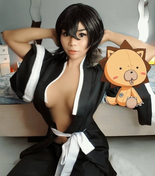 instacosplay: Nami Swan - Ice Cold