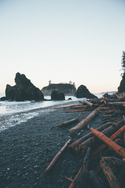 tannerseablom:  Ruby Beach, WA. 