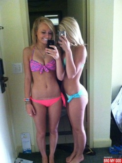 sissydonna:  bezerkerofincest:  Text: “Me and my friend want to come over and use your pool.. We just got new swimsuits! Can we??”  I think my little sister knows how get her way..  Where Boys Will Be Girls