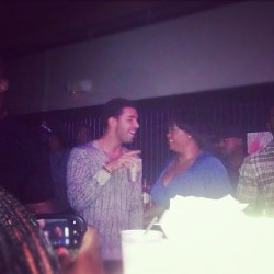 pussandboooobs:  precipitationfromclouds:  Drake and Jill Scott.   Yes