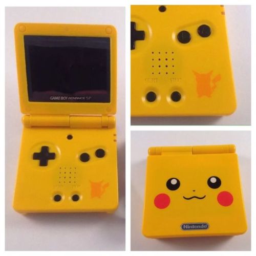 retrogamingblog:Special Edition Pokemon Gameboy Advance SP Systems from the Pokemon Center