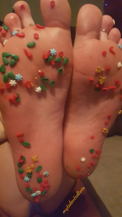 mytalentedtoes:  Merry Christmas Everyone!!