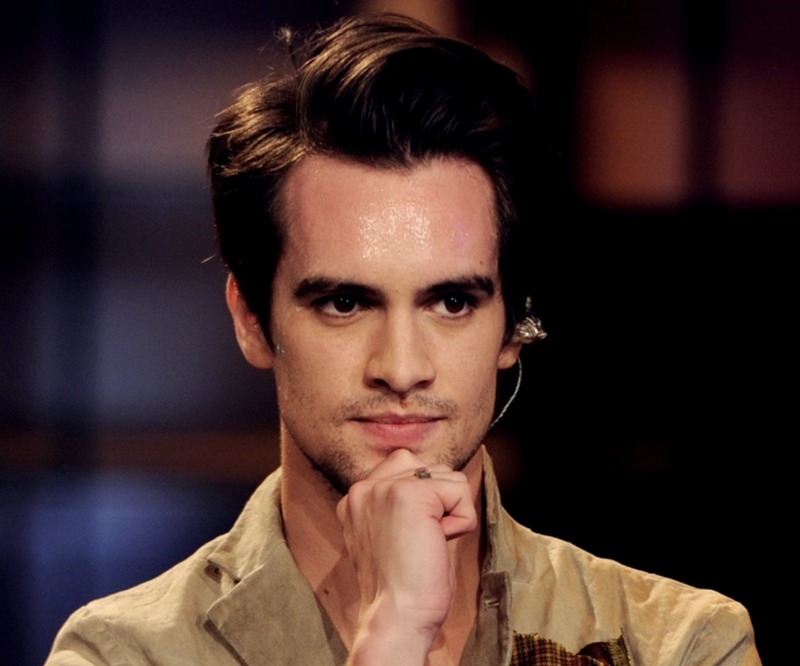 vispreeve:  musicians: Brendon Urie 
