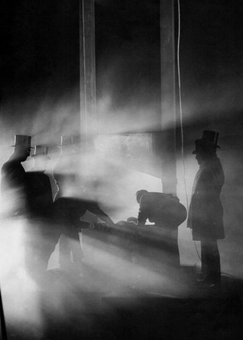 visualobscurity: Still from The Love of Jeanne Ney (G. W. Pabst, 1927)