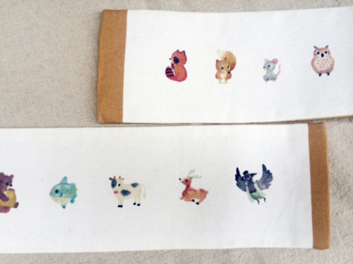 Watercolor animals kaku obi, by MimizukuyaThis obi is a shiritori(word-chain game) visual charade. I