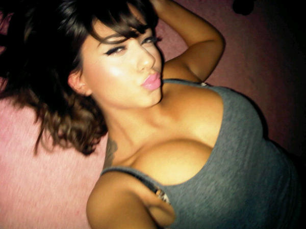 shwagerr:  viisionaire:  badcortinez:  Haiiii &lt;3  oh hello&lt;3  Hey(: