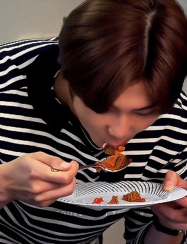 He Go Nom