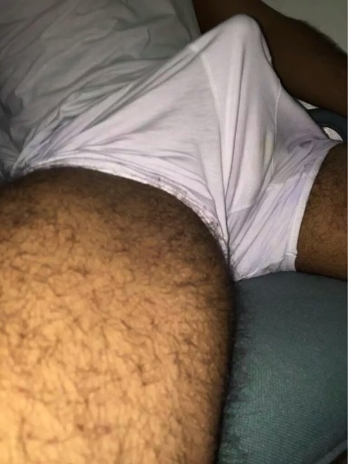 Sex khald9:  hot-arab-boys:  Horny saudi man. pictures