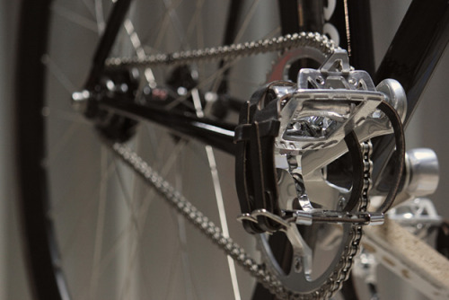paranoia-xxx:  STANRIDGE SPEED HIGHSTREET PURSUIT