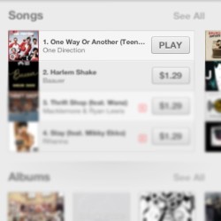 Number 1 For The Boys!!!!!!! Whoooooo!!! #Onedirection #1D #1D3D #Movie #Rednose