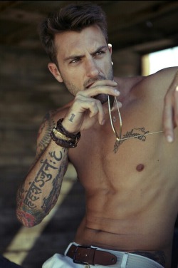 Hot(tattooed)male