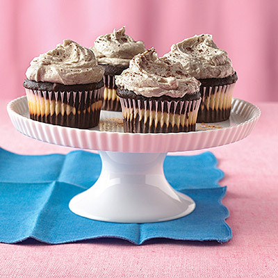 in-my-mouth:  Chocolate Chai Cupcakes with Buttercream