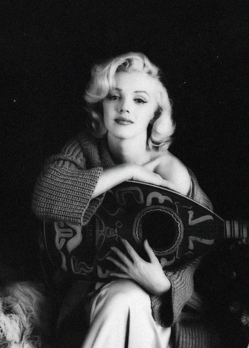 ourmarilynmonroe: Marilyn Monroe photographed by Milton Greene, 1953. 