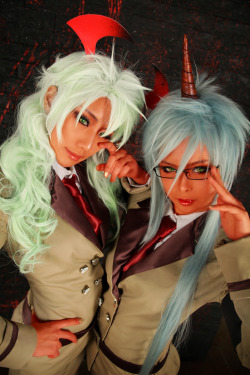 rule34andstuff:  Fictional Characters that I would wreck(provided they were non-fictional): Scanty and Kneesocks (PSG).   