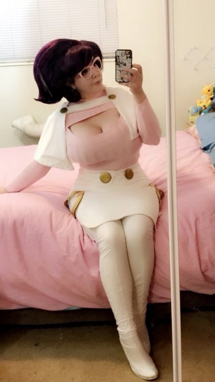 stuffed-deluxe: PookieBearCosplay - Wicke Cosplay Pookie’s Cosplay is on point !! Twitter Deviant art 